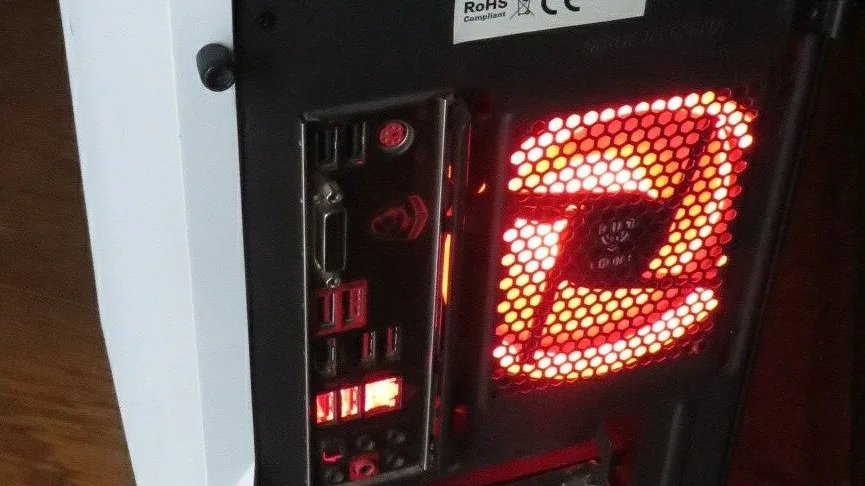 PC Gamer i7 6700 GTX 1650 16 Go DDR4 SSD 256 Go + 500 Go W11 04