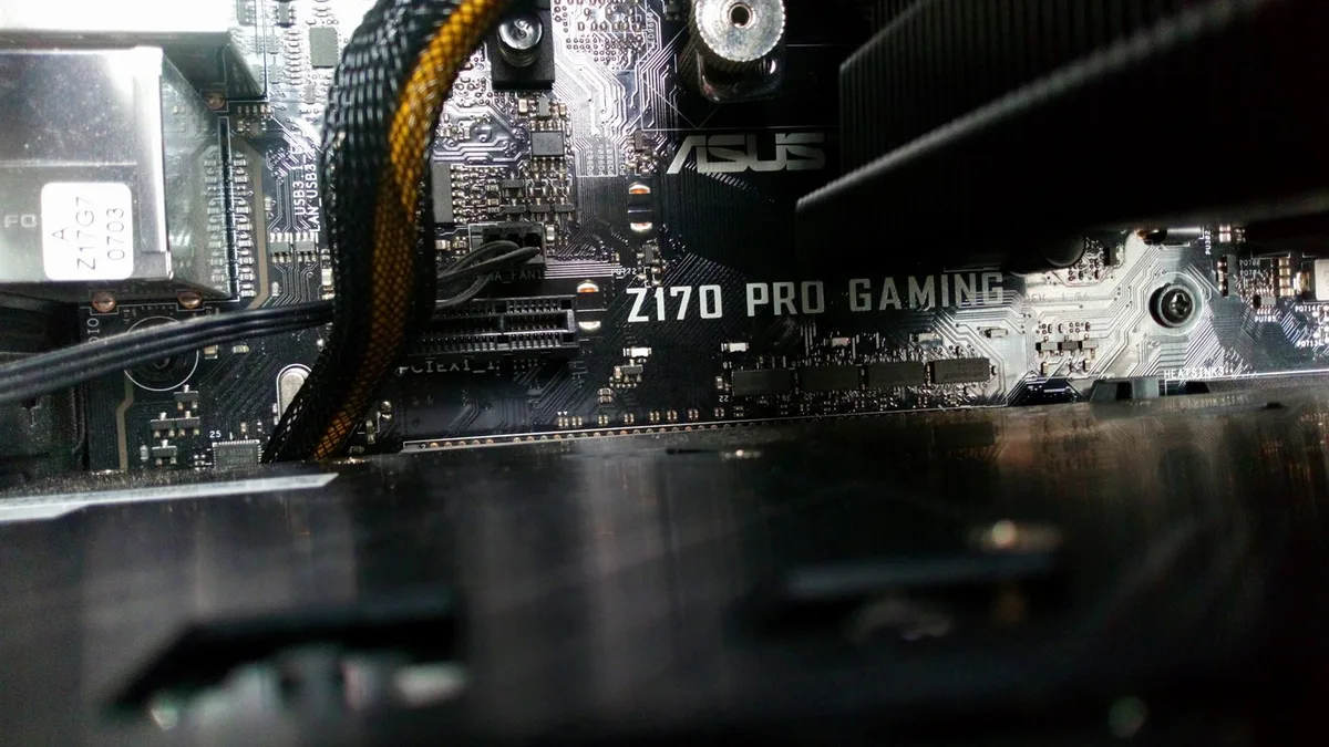 PC Gamer i7 6700K RTX 2070 Super 16 Go DDR4 SSD 500 Go + 1 To W11 03